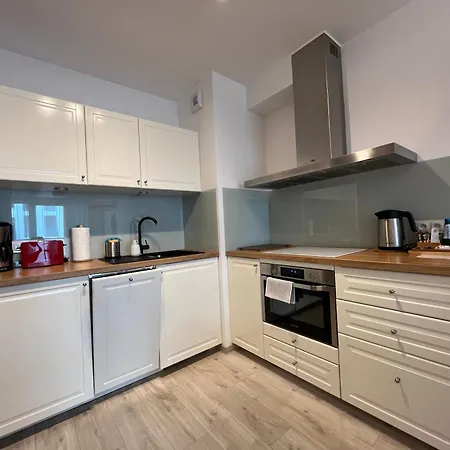 Kapitanskie Kasprowicza 20b Basen Sauny Jacuzzi Grota Solna Silownia Kołobrzeg